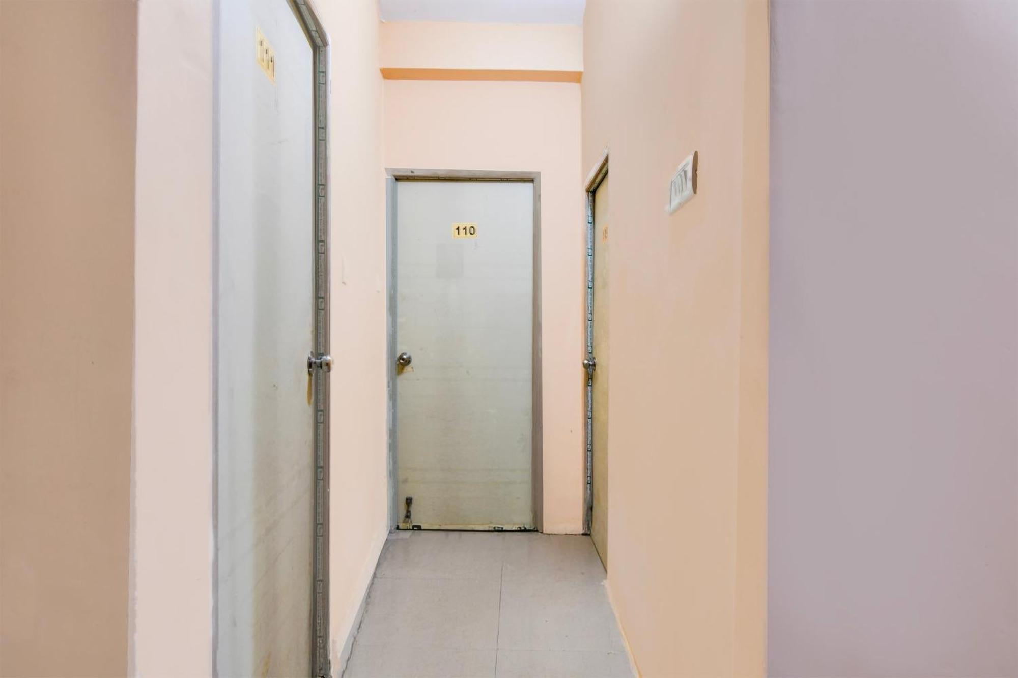 Hotel O Survey Park Jādabpur Zewnętrze zdjęcie